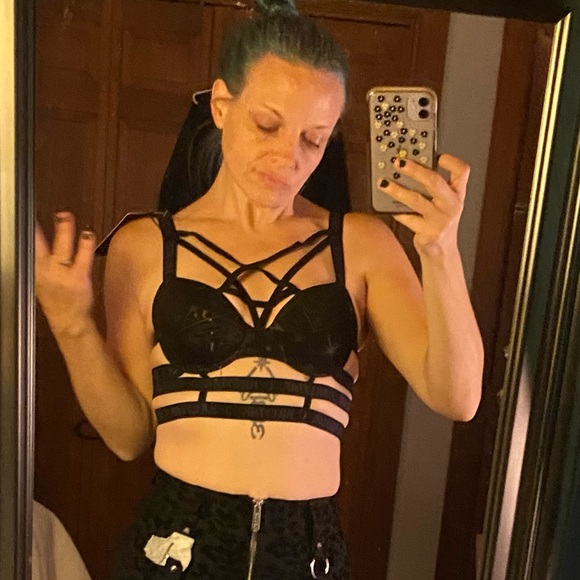 🏷️ BNWT RARE KILLSTAR SIXTH SENSE BLACK SUPER STRAPPY BRA~SM~BNWT~PALMISTRY - Picture 3 of 8